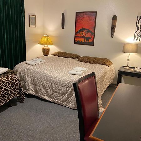 Alaska European Bed & Breakfast Анкоридж Екстер'єр фото