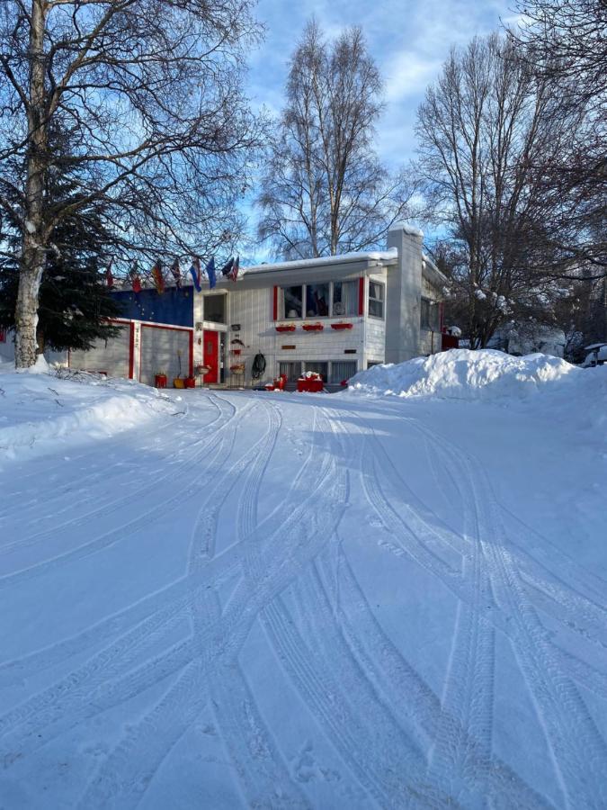 Alaska European Bed & Breakfast Анкоридж Екстер'єр фото