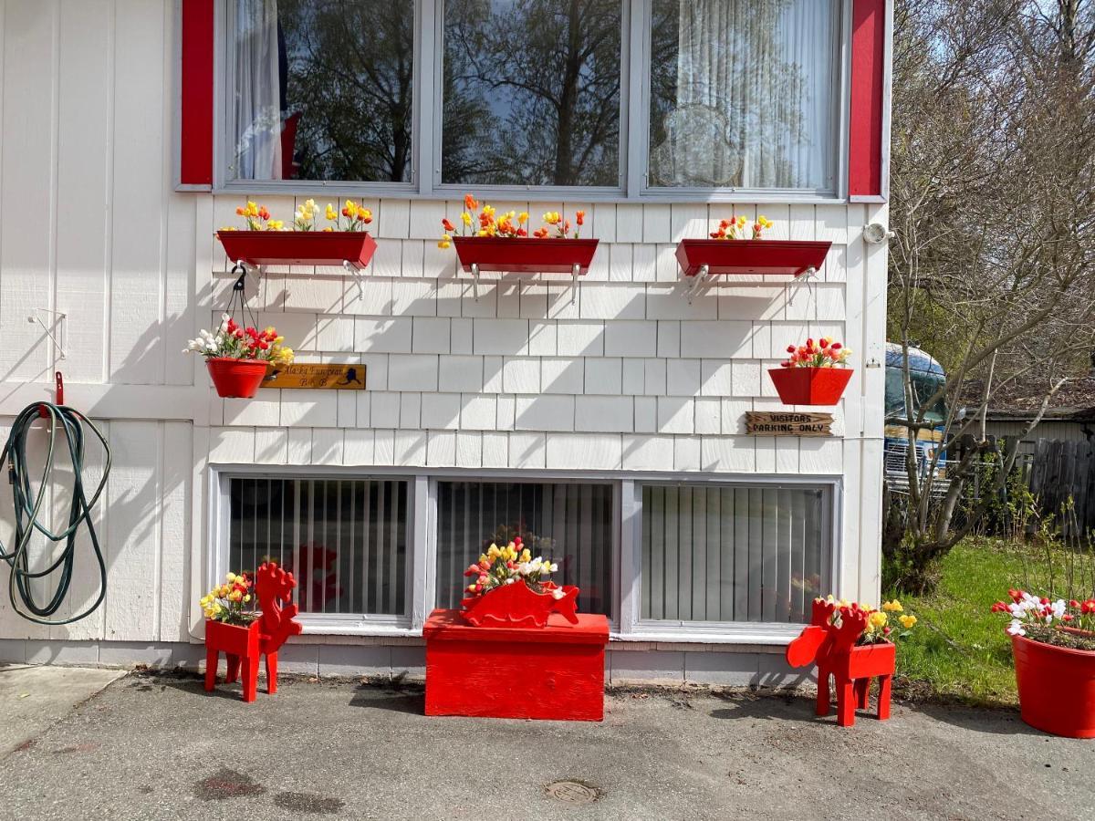 Alaska European Bed & Breakfast Анкоридж Екстер'єр фото